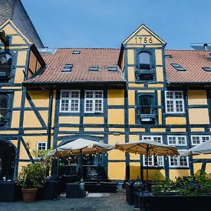 Capsule Nyhavn63 Хостел Копенгаген