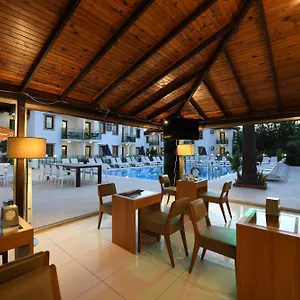 Otel Qualia Park ***