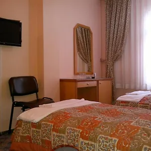3* Otel Yalta